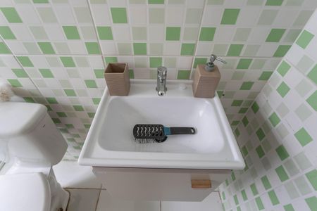 Casa à venda com 250m², 3 quartos e 3 vagasBanheiro da suíte