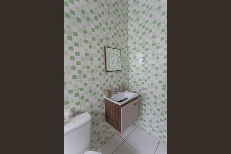 Casa à venda com 250m², 3 quartos e 3 vagasBanheiro da suíte