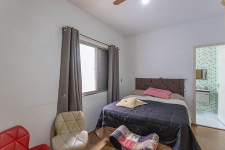 Casa à venda com 250m², 3 quartos e 3 vagasSuíte