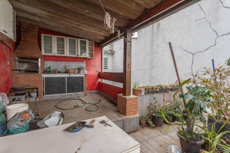 Casa à venda com 250m², 3 quartos e 3 vagasChurrasqueira