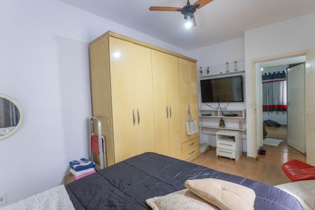 Casa à venda com 250m², 3 quartos e 3 vagasSuíte