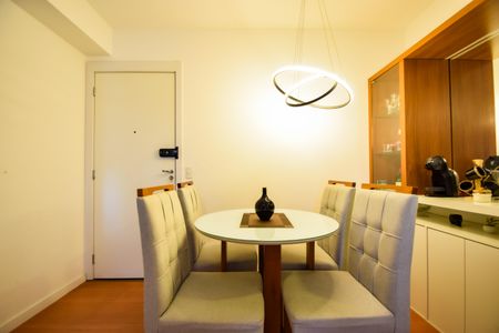 Sala de apartamento à venda com 2 quartos, 48m² em Engenho de Dentro, Rio de Janeiro