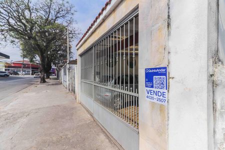 Casa à venda com 123m², 4 quartos e 2 vagasFachada
