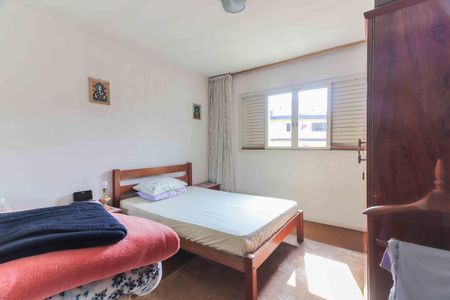 Casa à venda com 123m², 4 quartos e 2 vagasQuarto 3