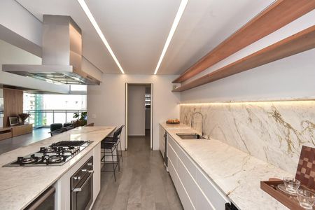 Apartamento à venda com 148m², 3 quartos e 3 vagasCozinha
