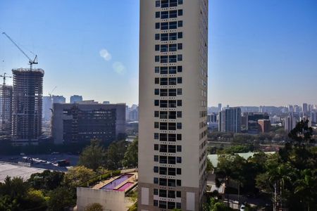 Apartamento à venda com 148m², 3 quartos e 3 vagasVista da Suíte 2