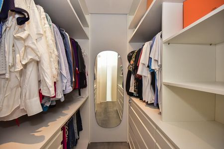 Apartamento à venda com 148m², 3 quartos e 3 vagasCloset da Suíte 3