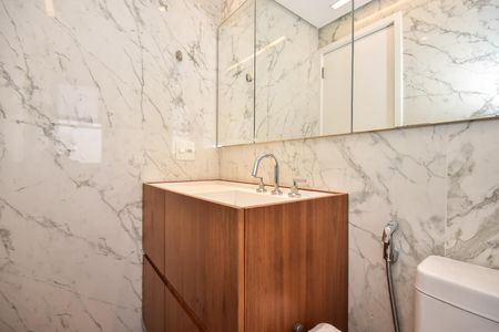 Apartamento à venda com 148m², 3 quartos e 3 vagasBanheiro da Suíte 1