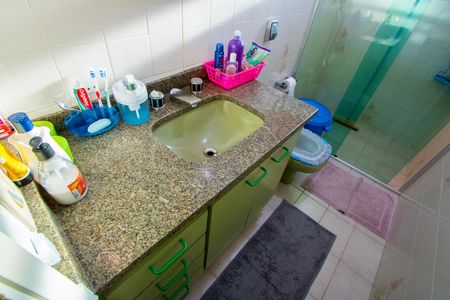Casa à venda com 260m², 4 quartos e 4 vagasBanheiro Social