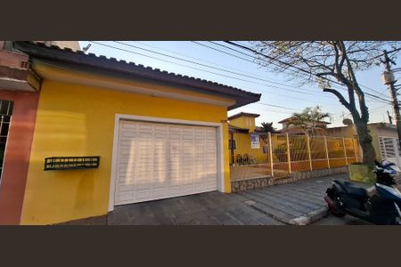 Casa à venda com 260m², 4 quartos e 4 vagasFachada