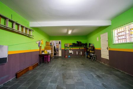 Casa à venda com 260m², 4 quartos e 4 vagasGaragem