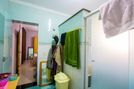 Casa à venda com 260m², 4 quartos e 4 vagasBanheiro da Suíte