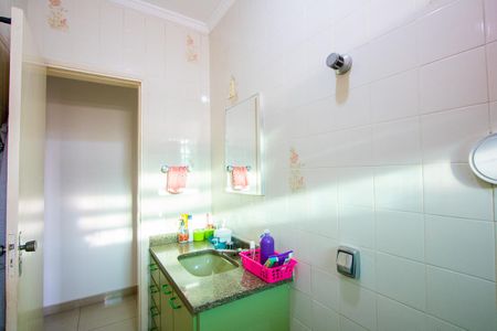 Casa à venda com 260m², 4 quartos e 4 vagasBanheiro Social