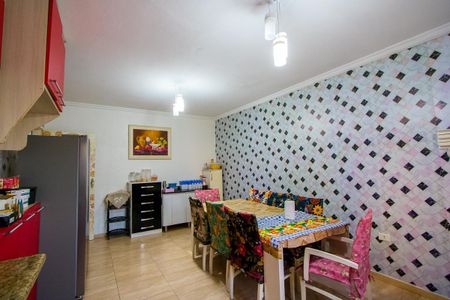 Casa à venda com 260m², 4 quartos e 4 vagasCozinha