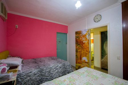 Casa à venda com 260m², 4 quartos e 4 vagasSuíte