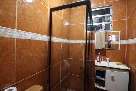 Casa de condomínio à venda com 100m², 3 quartos e 3 vagasBanheiro Social 1