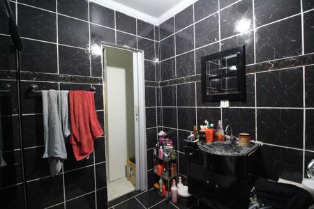 Casa de condomínio à venda com 100m², 3 quartos e 3 vagasQuarto 3 - Banheiro