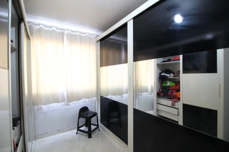 Casa de condomínio à venda com 100m², 3 quartos e 3 vagasQuarto 3 - Closet