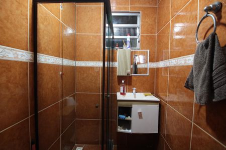 Casa de condomínio à venda com 100m², 3 quartos e 3 vagasBanheiro Social 1