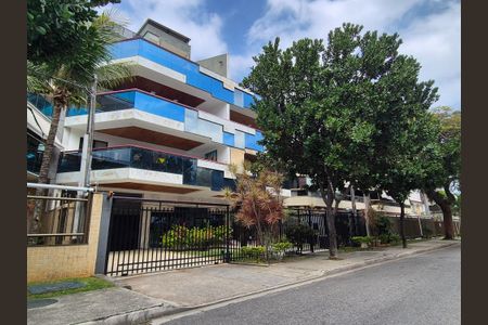 Apartamento para alugar com 110m², 3 quartos e 2 vagas Apartamento para alugar com 110m², 3 quartos e 2 vagasFachada