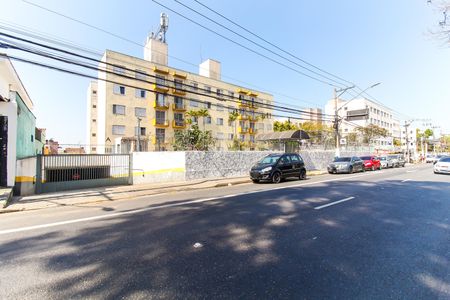 Apartamento à venda com 63m², 2 quartos e 1 vaga Apartamento à venda com 63m², 2 quartos e 1 vagaFachada + Placa