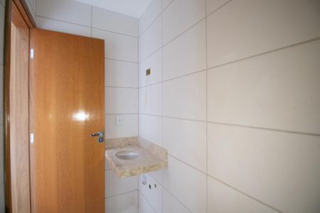 Apartamento à venda com 37m², 2 quartos e sem vagaBanheiro