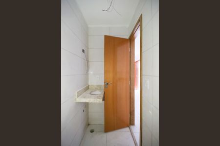 Apartamento à venda com 44m², 2 quartos e sem vagaBanheiro 