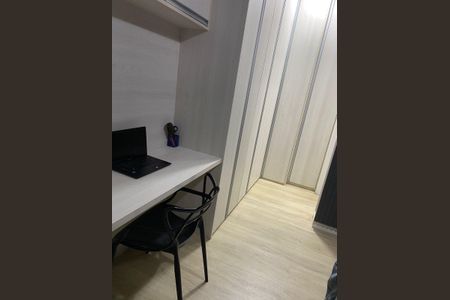 Casa à venda com 258m², 3 quartos e 5 vagas Casa à venda com 258m², 3 quartos e 5 vagasQuarto