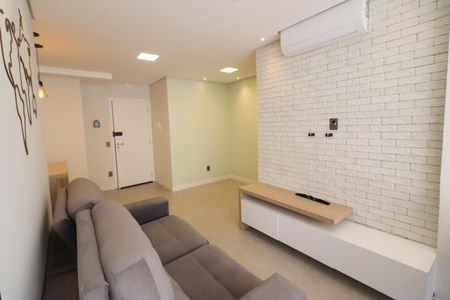 Sala de apartamento para alugar com 2 quartos, 58m² em Vila Yara, Osasco
