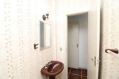 Apartamento à venda com 110m², 3 quartos e 3 vagasBanheiro Social