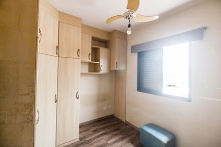 Casa de condomínio à venda com 164m², 3 quartos e 2 vagasQuarto 2