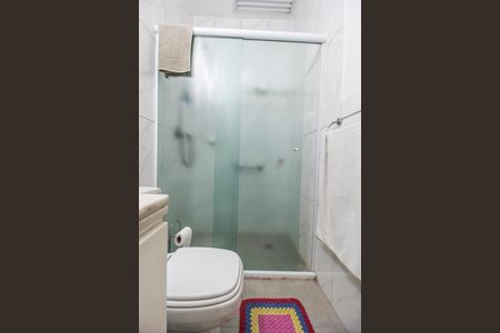 Casa de condomínio à venda com 164m², 3 quartos e 2 vagasBanheiro 