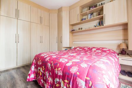 Casa de condomínio à venda com 164m², 3 quartos e 2 vagasSuíte