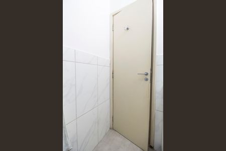 Casa de condomínio à venda com 164m², 3 quartos e 2 vagasBanheiro 