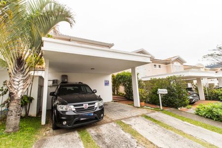 Casa de condomínio à venda com 164m², 3 quartos e 2 vagasFachada