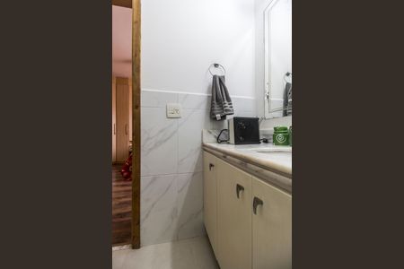 Casa de condomínio à venda com 164m², 3 quartos e 2 vagasBanheiro da Suíte