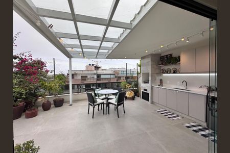 Apartamento à venda com 220m², 4 quartos e 4 vagasVaranda Sala