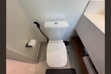 Apartamento à venda com 220m², 4 quartos e 4 vagasLavabo