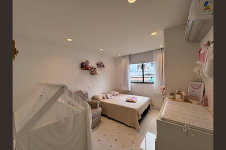 Apartamento à venda com 220m², 4 quartos e 4 vagasSuíte 2