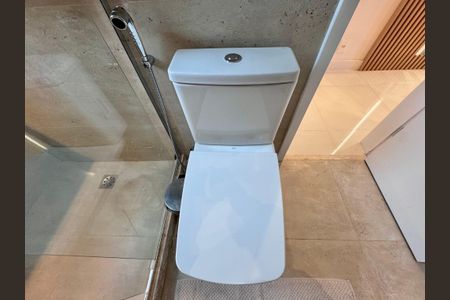 Apartamento à venda com 220m², 4 quartos e 4 vagasSuíte 1 Master - Banheiro