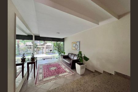 Apartamento à venda com 220m², 4 quartos e 4 vagasÁrea comum