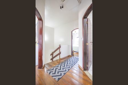 Casa à venda com 280m², 3 quartos e 4 vagasCorredor