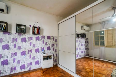 Casa à venda com 153m², 3 quartos e 2 vagasSuíte 1