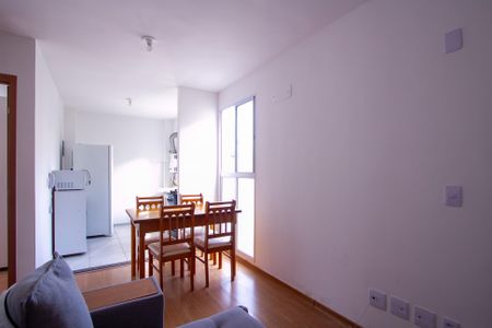 Sala de apartamento para alugar com 2 quartos, 42m² em Vila Lage, São Gonçalo