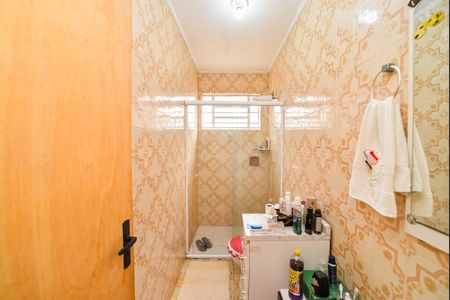 Banheiro de apartamento à venda com 1 quarto, 50m² em Sarandi, Porto Alegre