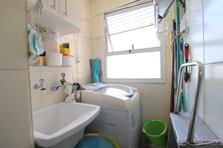 Apartamento à venda com 68m², 3 quartos e 2 vagasÁrea de Serviço