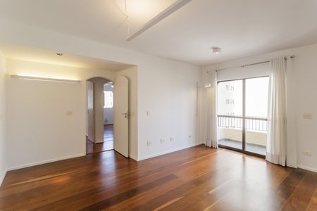 Apartamento para alugar com 114m², 3 quartos e 2 vagas Apartamento para alugar com 114m², 3 quartos e 2 vagasSala