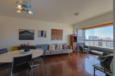 Sala de apartamento para alugar com 3 quartos, 90m² em Serra, Belo Horizonte