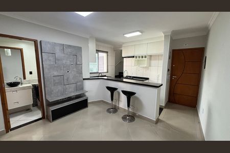 Sala  de apartamento para alugar com 2 quartos, 85m² em Pinheirinho, Santo André