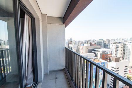 Studio para alugar com 28m², 1 quarto e sem vaga Studio para alugar com 28m², 1 quarto e sem vagaVaranda